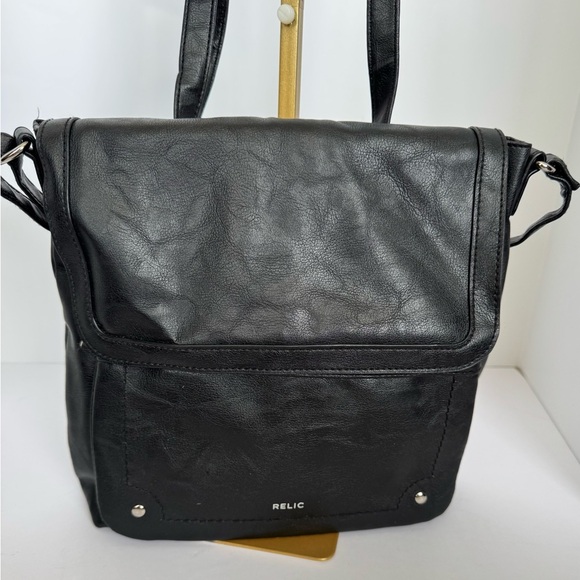 Relic Black Crossbody Shoulder Bag Purse. Faux leather - Picture 1 of 10